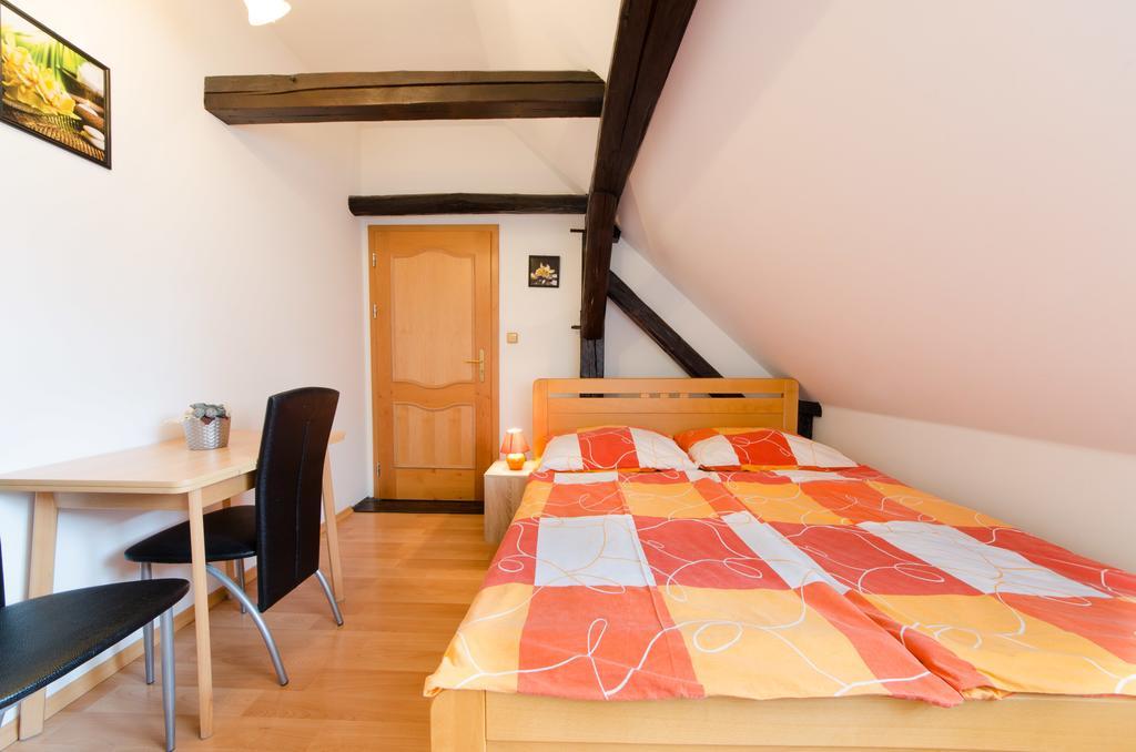 Pension Rosa Český Krumlov Δωμάτιο φωτογραφία